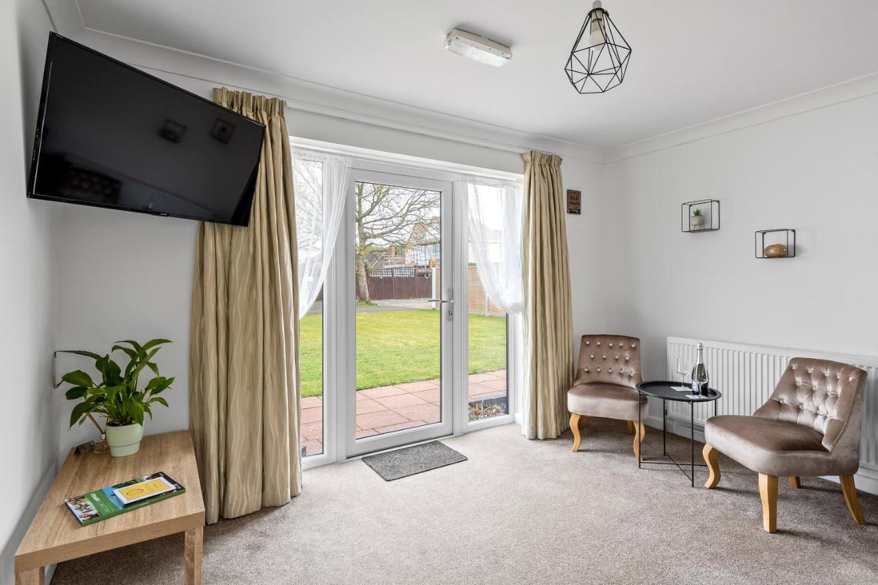 Number 6 - Lytton Tree Lodge, Reydon, Southwold Bagian luar foto